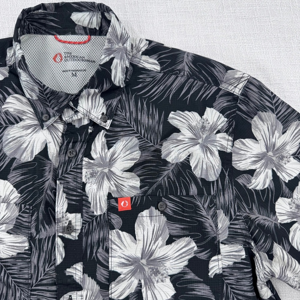 The American Outdoorsman Mens M Black White Tropical Hibiscus Fishing Shirt S/S